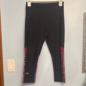 Under Armour Leggings in Black with Pink Highlights